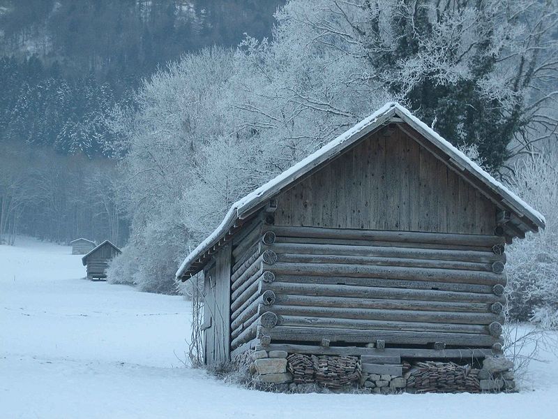 Datei:Heuschober mit Rauhreif.bmp.jpg