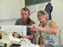 Und für Pepi noch eine Nähmaschine...